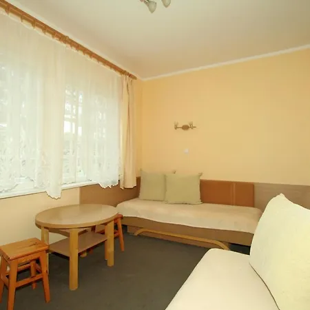 Gryf Pokoje Blisko Plazy Krynica Morska Exterior photo