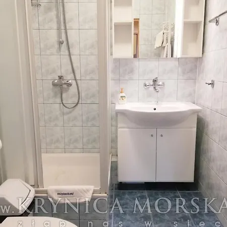Gryf Pokoje Blisko Plazy Krynica Morska Exterior photo